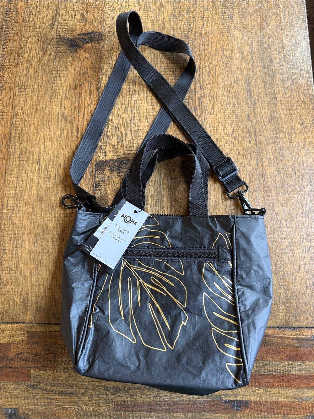 Lanai Crossbody bag